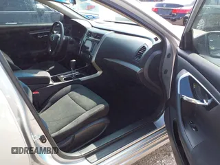 2014 Nissan Altima S with VIN 1N4AL3AP5EN255056, listed as a IAAI auction lot 41927452 with 161,229 mi miles and . Bid and sale history available at DreamBid. Image 5.