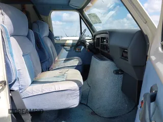 1991 Ford Econoline Cargo with VIN 1FDGS24H5MHB29665, listed as a IAAI auction lot 42136723 with 94,232 mi miles and . Bid and sale history available at DreamBid. Image 5.