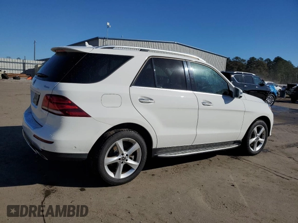 2019 Mercedes-Benz GLE 400 with VIN 4JGDA5GB1KB215988, listed as a Copart auction lot 85997784 with 49,906 mi miles and Salvage title. Bid and sale history available at DreamBid. Image 3.