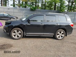 2011 Toyota Highlander Limited z VIN 5TDDK3EH5BS087809, wystawiony jako IAAI lot #42412004 z przebiegiem 191 511 mil mil oraz . Historia ofert i sprzedaży dostępna na DreamBid. Obrazek 14.