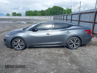 2017 Nissan Maxima SL z VIN 1N4AA6AP3HC441685, wystawiony jako IAAI lot #42236439 z przebiegiem 175 931 mil mil oraz . Historia ofert i sprzedaży dostępna na DreamBid. Obrazek 14.