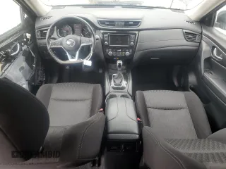 2020 Nissan Rogue S z VIN JN8AT2MT7LW005052, wystawiony jako Copart lot #57671635 z przebiegiem 62 481 mil mil oraz Szkoda całkowita • Salvage title. Historia ofert i sprzedaży dostępna na DreamBid. Obrazek 8.