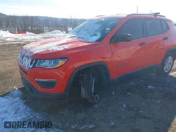 2018 Jeep Compass Sport with VIN 3C4NJCAB8JT124347, listed as a IAAI auction lot 41349666 with 122,058 mi miles. Bid and sale history available at carsss.com. Image 6.