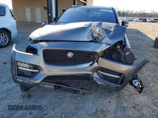 2017 Jaguar F-Pace 20d R-Sport with VIN SADCL2BN9HA085830, listed as a Copart auction lot 89184865 with 158,739 mi miles and Salvage Title. Bid and sale history available at DreamBid. Image 5.