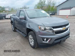 2018 Chevrolet Colorado 4WD LT z VIN 1GCHTCEN3J1137610, wystawiony jako IAAI lot #42171365 z przebiegiem 57 852 mil mil oraz . Historia ofert i sprzedaży dostępna na DreamBid. Obrazek 1.