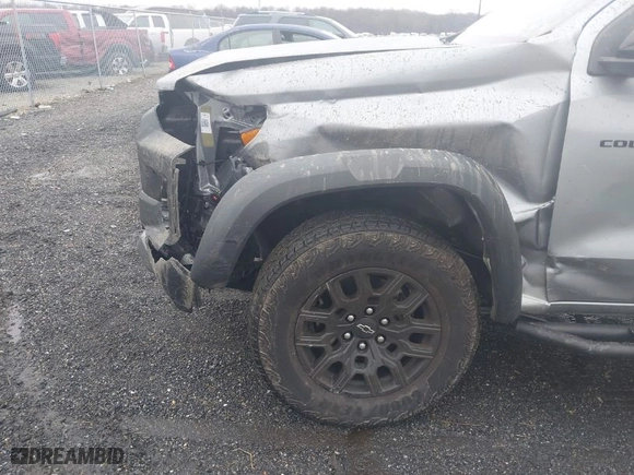 2024 Chevrolet Colorado 4WD Trail Boss with VIN 1GCPTEEK0R1160710, listed as a IAAI auction lot 41520087 with 11,615 mi miles. Bid and sale history available at carsss.com. Image 6.