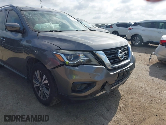 2017 Nissan Pathfinder SV z VIN 5N1DR2MN2HC611842, wystawiony jako IAAI lot #42535832 z przebiegiem 154 908 mil mil oraz . Historia ofert i sprzedaży dostępna na DreamBid. Obrazek 6.