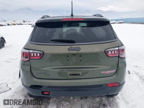2018 Jeep Compass Trailhawk with VIN 3C4NJDDB5JT190890, listed as a IAAI auction lot 41251405 with 35,320 mi miles and . Bid and sale history available at carsss.com. Image 16.