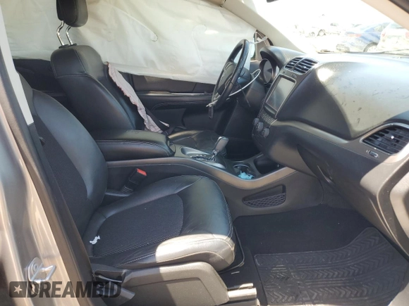 2019 Dodge Journey Crossroad z VIN 3C4PDCGG1KT797517, wystawiony jako Copart lot #54095955 z przebiegiem 40 186 mil mil oraz Szkoda całkowita • Salvage title. Historia ofert i sprzedaży dostępna na DreamBid. Obrazek 7.