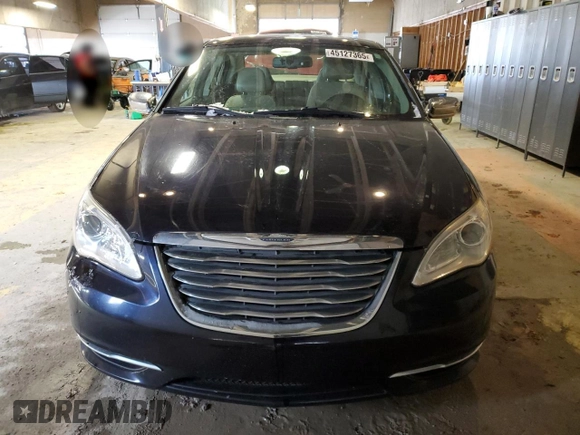 2012 Chrysler 200 Limited with VIN 1C3CCBCG3CN304007, listed as a Copart auction lot 45127365 with 122,891 mi miles and Clean Title. Bid and sale history available at carsss.com. Image 5.