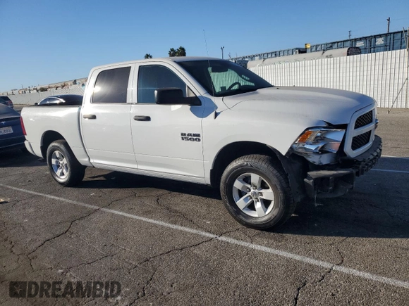 2018 Ram 1500 Express z VIN 1C6RR6KG6JS141596, wystawiony jako Copart lot #76945554 z przebiegiem 66 153 mil mil oraz Szkoda całkowita • Salvage title. Historia ofert i sprzedaży dostępna na DreamBid. Obrazek 4.