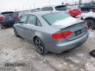 2009 Audi A4 z VIN WAUSF98K89N073051, wystawiony jako IAAI lot #41601325 z przebiegiem 163 475 mil mil oraz . Historia ofert i sprzedaży dostępna na DreamBid. Obrazek 3.