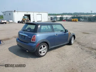 2010 MINI Hardtop with VIN WMWMF3C55ATZ64213, listed as a IAAI auction lot 42432622 with 124,913 mi miles and . Bid and sale history available at DreamBid. Image 4.
