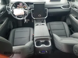 2024 GMC Acadia AWD Elevation z VIN 1GKENNKS4RJ216089, wystawiony jako Copart lot #46074235 z przebiegiem 4 993 mil mil oraz Nie do naprawy • Non repairable. Historia ofert i sprzedaży dostępna na DreamBid. Obrazek 8.