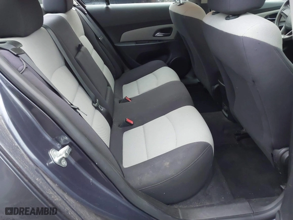 2014 Chevrolet Cruze LS with VIN 1G1PA5SH0E7103809, listed as a IAAI auction lot 41811167 with 181,849 mi miles. Bid and sale history available at carsss.com. Image 8.