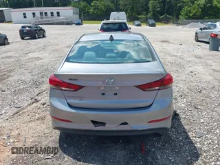 2017 Hyundai Elantra SE z VIN 5NPD74LF6HH083369, wystawiony jako IAAI lot #42446226 z przebiegiem 168 846 mil mil oraz . Historia ofert i sprzedaży dostępna na DreamBid. Obrazek 16.
