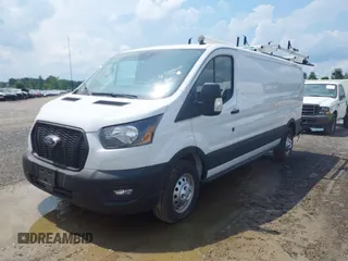 2024 Ford Transit z VIN 1FTYE2Y87RKA82840, wystawiony jako IAAI lot #42644818 z przebiegiem 10 940 mil mil oraz . Historia ofert i sprzedaży dostępna na DreamBid. Obrazek 17.