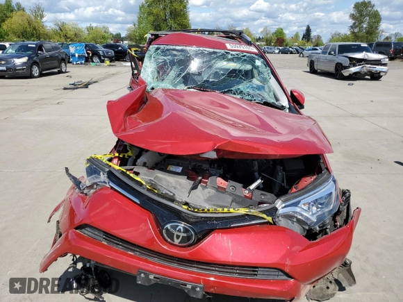 2016 Toyota RAV4 Limited z VIN JTMDFREV3GJ064501, wystawiony jako Copart lot #53970105 z przebiegiem Nie podano mil oraz Szkoda całkowita • Salvage title. Historia ofert i sprzedaży dostępna na DreamBid. Obrazek 5.