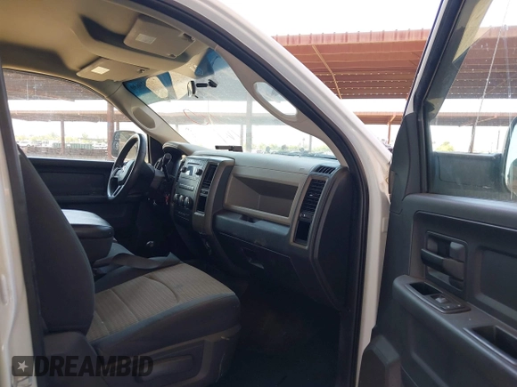 2012 Ram 2500 ST z VIN 3C6TD5CT4CG345995, wystawiony jako IAAI lot #42429630 z przebiegiem 182 396 mil mil oraz . Historia ofert i sprzedaży dostępna na DreamBid. Obrazek 5.