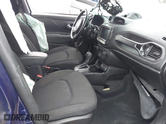 2018 Jeep Renegade Latitude with VIN ZACCJABB5JPJ07925, listed as a IAAI auction lot 41892633 with 141,975 mi miles and . Bid and sale history available at carsss.com. Image 5.