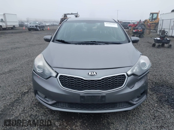 2014 Kia Forte EX with VIN KNAFX4A8XE5213014, listed as a IAAI auction lot 41000589 with 89,890 mi miles. Bid and sale history available at carsss.com. Image 12.