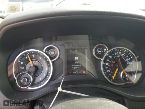 2019 Ram 1500 Big Horn z VIN 1C6SRFFT1KN621098, wystawiony jako Copart lot #52895395 z przebiegiem 66 458 mil mil oraz Szkoda całkowita • Salvage title. Historia ofert i sprzedaży dostępna na DreamBid. Obrazek 9.