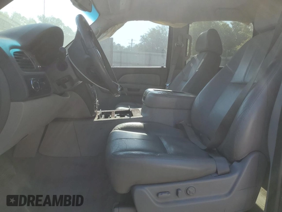 2007 Chevrolet Avalanche LTZ with VIN 3GNEC12057G271214, listed as a Copart auction lot 53292425 with 177,854 mi miles and Salvage title. Bid and sale history available at DreamBid. Image 7.
