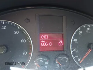 2009 Volkswagen Rabbit S с VIN WVWDA71KX9W141224, выставлен на аукционе IAAI как лот 42174538 с пробегом 130 540 миль миль и . История ставок и продаж доступна на DreamBid. Изображение 14.