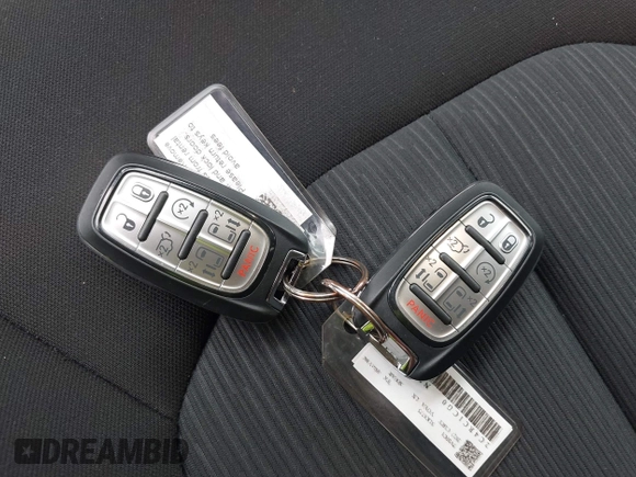 2022 Chrysler Voyager LX z VIN 2C4RC1CG0NR229871, wystawiony jako IAAI lot #42475301 z przebiegiem 32 411 mil mil oraz . Historia ofert i sprzedaży dostępna na DreamBid. Obrazek 11.
