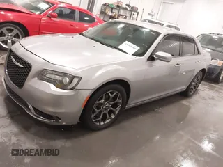 2016 Chrysler 300 S z VIN 2C3CCAGG7GH253095, wystawiony jako IAAI lot #41485489 z przebiegiem 90 583 mil mil oraz . Historia ofert i sprzedaży dostępna na DreamBid. Obrazek 2.