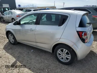 2013 Chevrolet Sonic LT with VIN 1G1JC6SH8D4230572, listed as a Copart auction lot 52034505 with 173,553 mi miles and Clean Title. Bid and sale history available at carsss.com. Image 2.