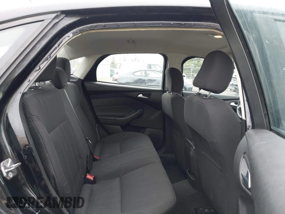 2016 Ford Focus SE with VIN 1FADP3F23GL280843, listed as a IAAI auction lot 41917538 with 125,392 mi miles. Bid and sale history available at carsss.com. Image 8.