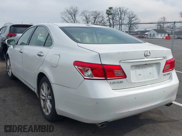 2010 Lexus ES 330 with VIN JTHBK1EGXA2374750, listed as a IAAI auction lot 41854716 with 193,513 mi miles and . Bid and sale history available at DreamBid. Image 3.