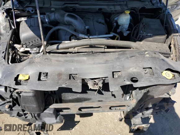 2014 Ram 1500 Tradesman z VIN 3C6JR7AT6EG132346, wystawiony jako Copart lot #46665665 z przebiegiem 156 284 mil mil oraz Szkoda całkowita • Salvage title. Historia ofert i sprzedaży dostępna na DreamBid. Obrazek 11.