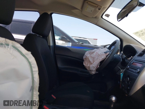 2017 Nissan Note SV with VIN 3N1CE2CP7HL377445, listed as a IAAI auction lot 41877626 with 24,163 mi miles and . Bid and sale history available at DreamBid. Image 5.