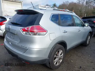 2016 Nissan Rogue SV with VIN 5N1AT2MV7GC801364, listed as a IAAI auction lot 41111105 with 145,268 mi miles and . Bid and sale history available at carsss.com. Image 4.