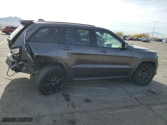2021 Jeep Grand Cherokee Laredo X with VIN 1C4RJEAG2MC714147, listed as a Copart auction lot 86331114 with 44,681 mi miles and Salvage Title. Bid and sale history available at carsss.com. Image 3.