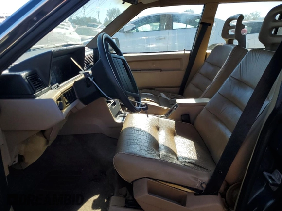 1989 Volvo 740 с VIN YV1FX8842K1375813, выставлен на аукционе Copart как лот 78511954 с пробегом 142 838 миль миль и На запчасти • Non repairable. История ставок и продаж доступна на DreamBid. Изображение 7.