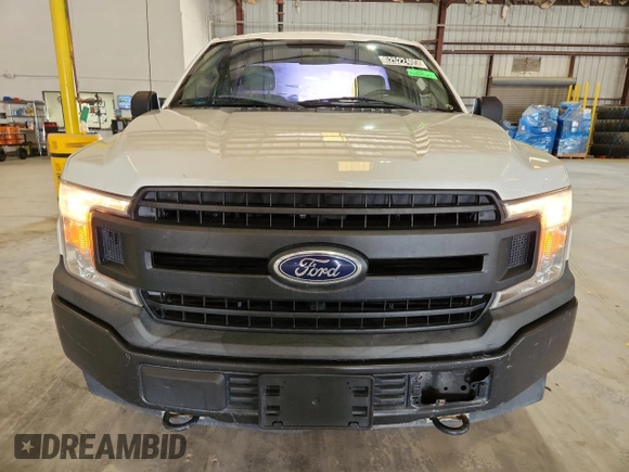 2018 Ford F-150 XL with VIN 1FTMF1EB7JFD61174, listed as a Copart auction lot 62522405 with 141,624 mi miles and Clean title. Bid and sale history available at DreamBid. Image 5.