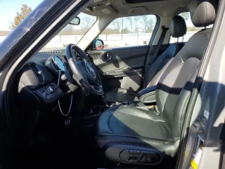 2019 MINI Countryman Cooper with VIN WMZYS7C54K3F44714, listed as a Copart auction lot 42613965 with 118,112 mi miles and Salvage Title. Bid and sale history available at carsss.com. Image 7.
