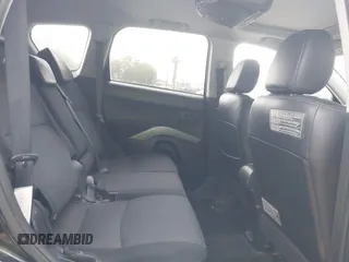 2008 Mitsubishi Outlander SE z VIN JA4LS31W28Z013040, wystawiony jako IAAI lot #42422285 z przebiegiem 155 225 mil mil oraz . Historia ofert i sprzedaży dostępna na DreamBid. Obrazek 8.