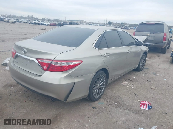 2017 Toyota Camry XLE z VIN 4T1BF1FK9HU622263, wystawiony jako IAAI lot #41542248 z przebiegiem Nie podano mil oraz . Historia ofert i sprzedaży dostępna na DreamBid. Obrazek 4.