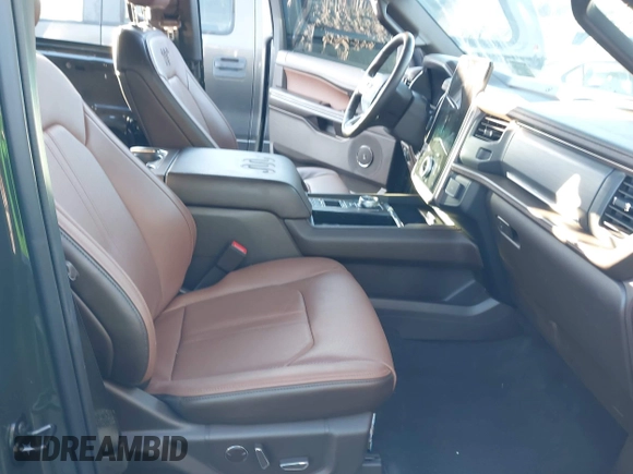 2023 Ford Expedition z VIN 1FMJU1N86PEA24308, wystawiony jako IAAI lot #41042544 z przebiegiem Nie podano mil oraz . Historia ofert i sprzedaży dostępna na DreamBid. Obrazek 5.