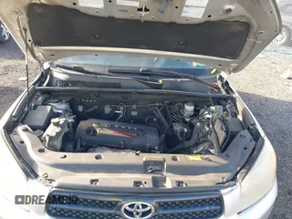 2008 Toyota RAV4 with VIN JTMBD33V686071430, listed as a IAAI auction lot 41627561 with 157,370 mi miles. Bid and sale history available at carsss.com. Image 10.