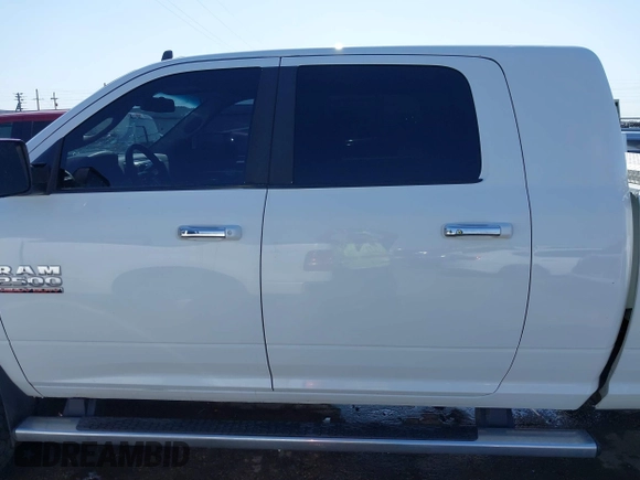 2015 Ram 2500 SLT with VIN 3C6UR5ML3FG674244, listed as a IAAI auction lot 42550144 with 220,481 mi miles and . Bid and sale history available at DreamBid. Image 14.
