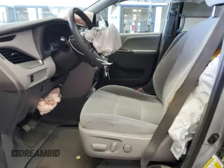 2019 Toyota Sienna LE Auto Access Seat with VIN 5TDKZ3DC6KS012190, listed as a Copart auction lot 54215005 with 70,332 mi miles and Salvage title. Bid and sale history available at DreamBid. Image 7.