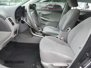 2010 Toyota Corolla с VIN JTDBU4EE4AJ069293, выставлен на аукционе Copart как лот 57186725 с пробегом 165 729 миль миль и Списание • Salvage title. История ставок и продаж доступна на DreamBid. Изображение 7.