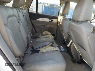 2011 Lincoln MKX z VIN 2LMDJ6JK0BBJ34056, wystawiony jako Copart lot #77958124 z przebiegiem 213 173 mil mil oraz Szkoda całkowita • Salvage title. Historia ofert i sprzedaży dostępna na DreamBid. Obrazek 11.