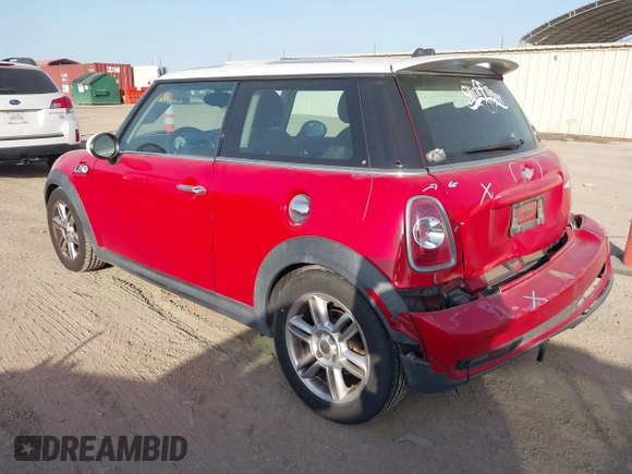 2013 MINI Hardtop S with VIN WMWSV3C56DT392499, listed as a IAAI auction lot 41855073 with 55,403 mi miles and . Bid and sale history available at DreamBid. Image 3.
