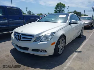 2011 Mercedes-Benz E-Class E 350 with VIN WDDKJ5GB8BF076503, listed as a IAAI auction lot 42038949 with 183,181 mi miles. Bid and sale history available at carsss.com. Image 2.